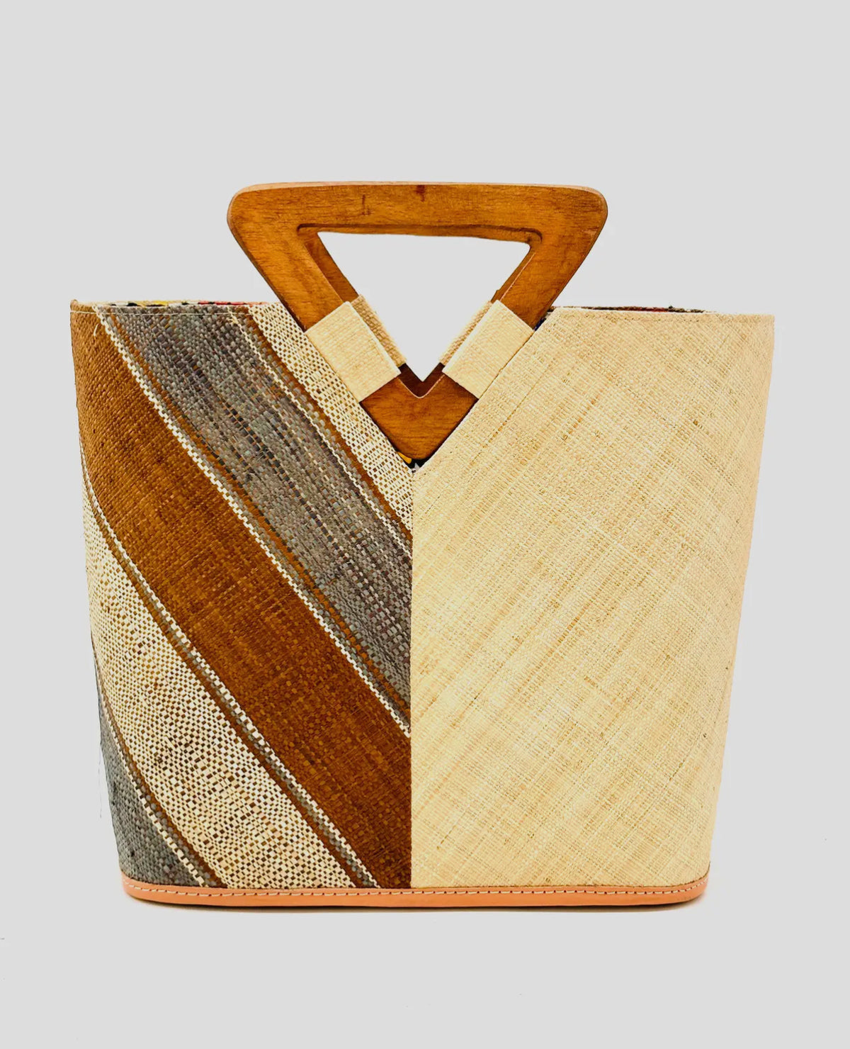 Madagascar Square Tote -Wooden Handle -Coffee